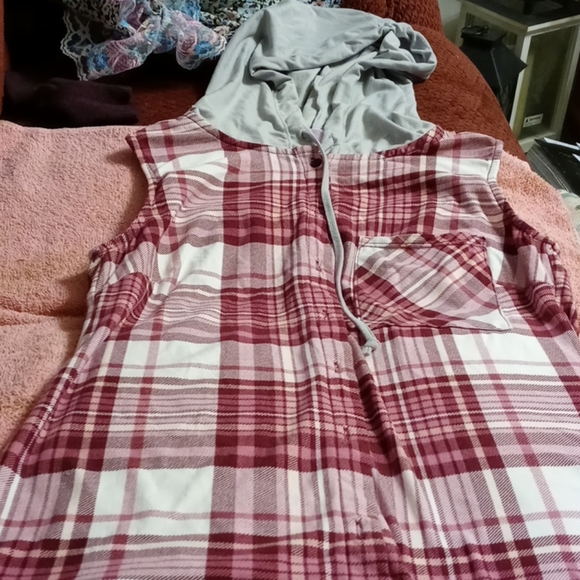 Top - Picture 1 of 3